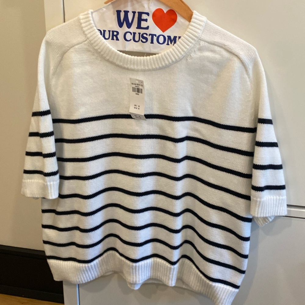 NWT Abercrombie stripes sweater tee